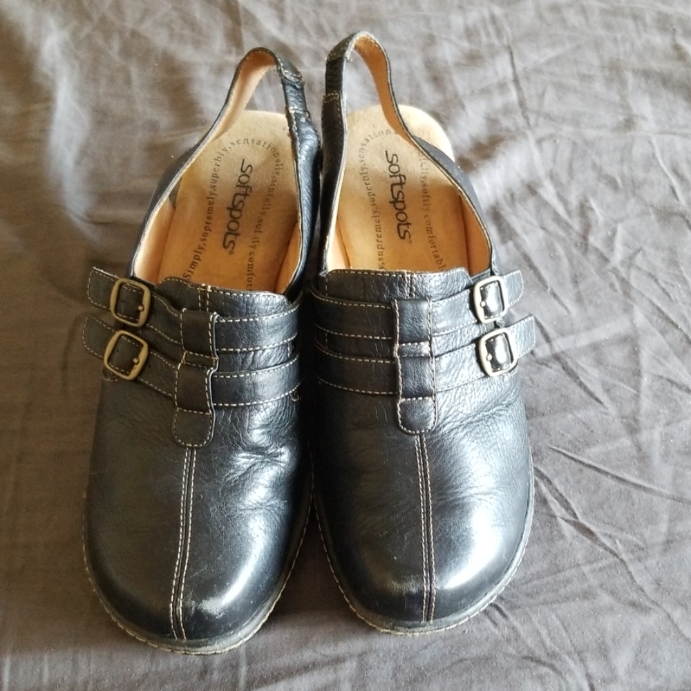 Soft spots Black Leather Clog Shoes